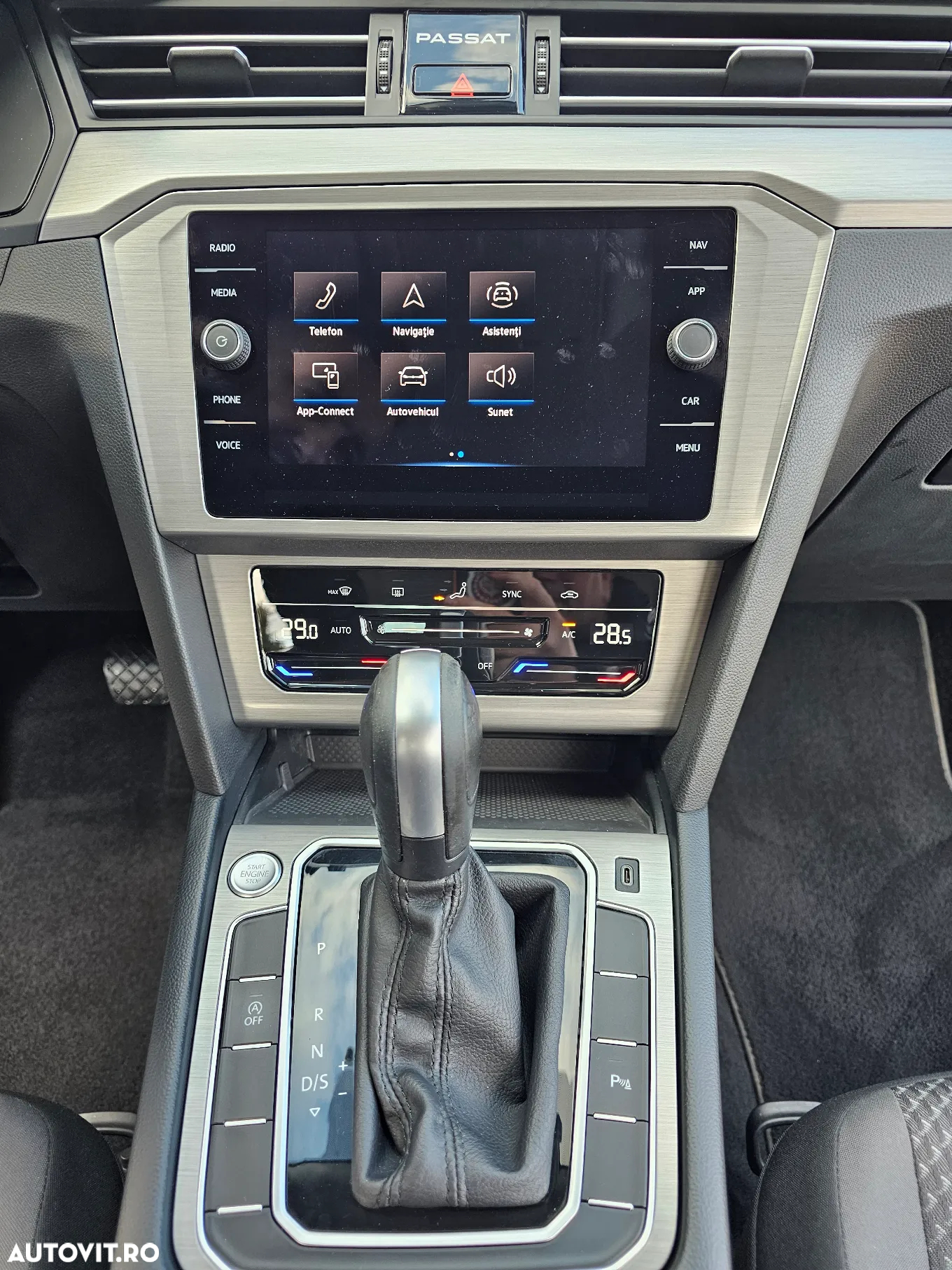 Volkswagen Passat 2.0 TDI SCR DSG - 36