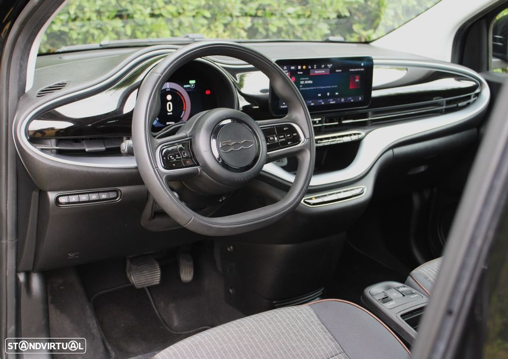 Fiat 500e C Icon - 30