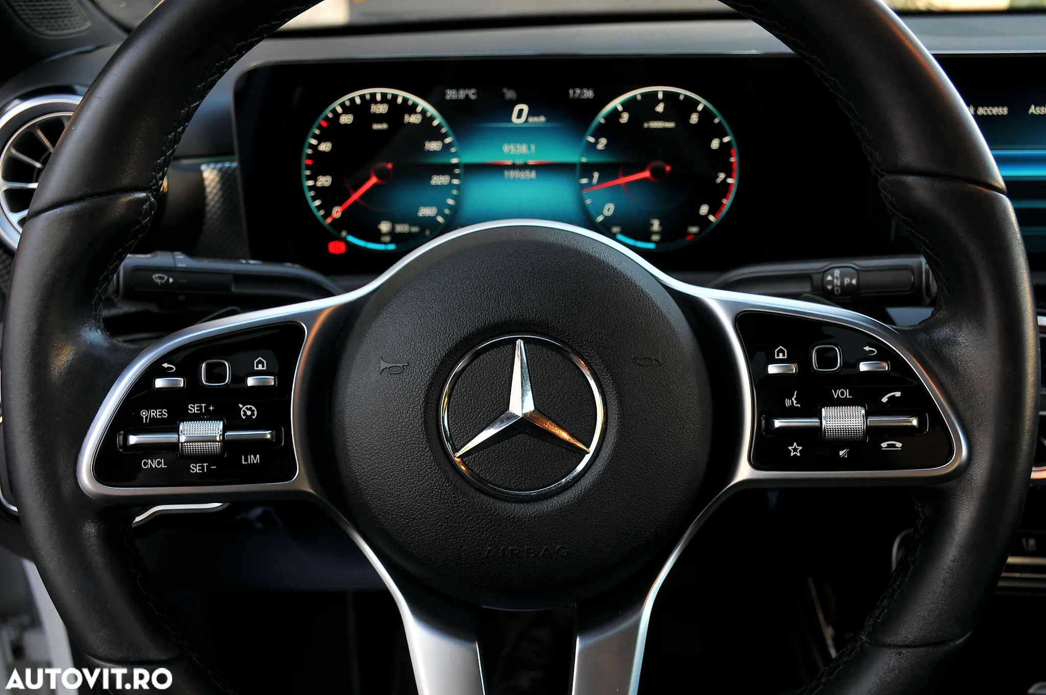 Mercedes-Benz A 180 7G-DCT Advanced Progressive - 28