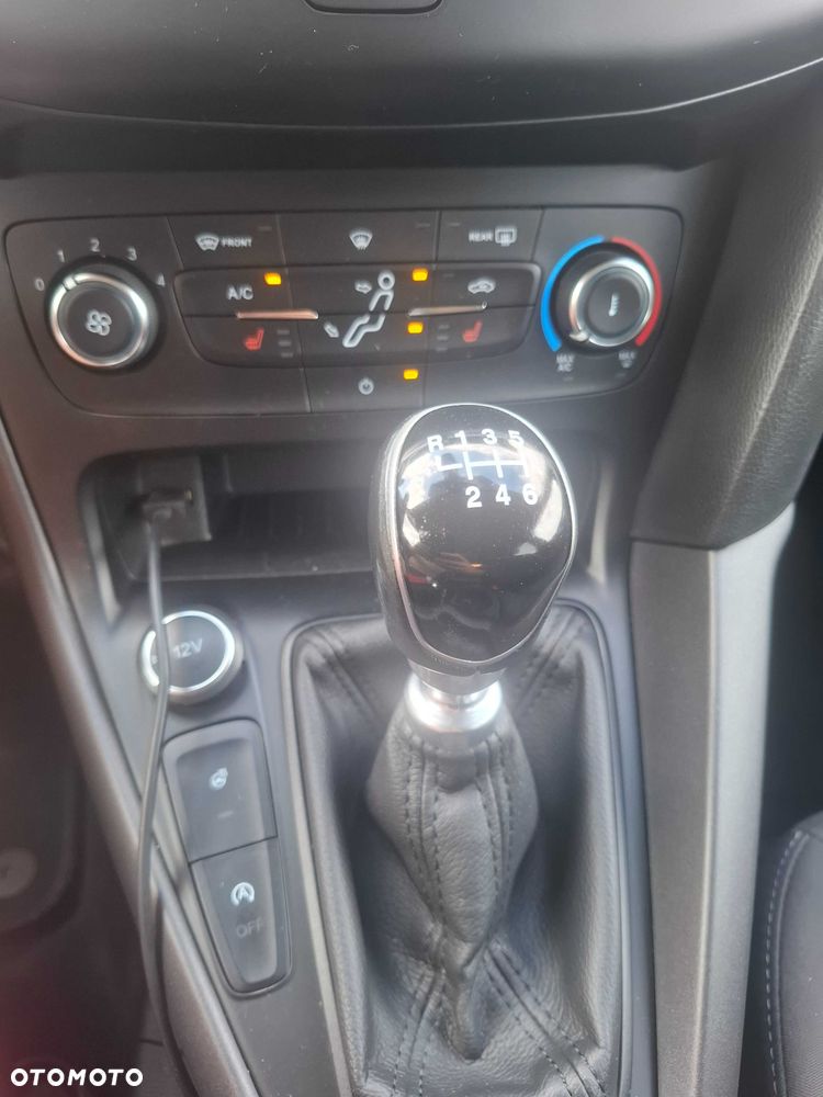 Ford Focus - 8