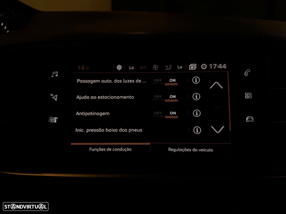 Peugeot 308 SW BlueHDi 130 EAT8 Style - 18