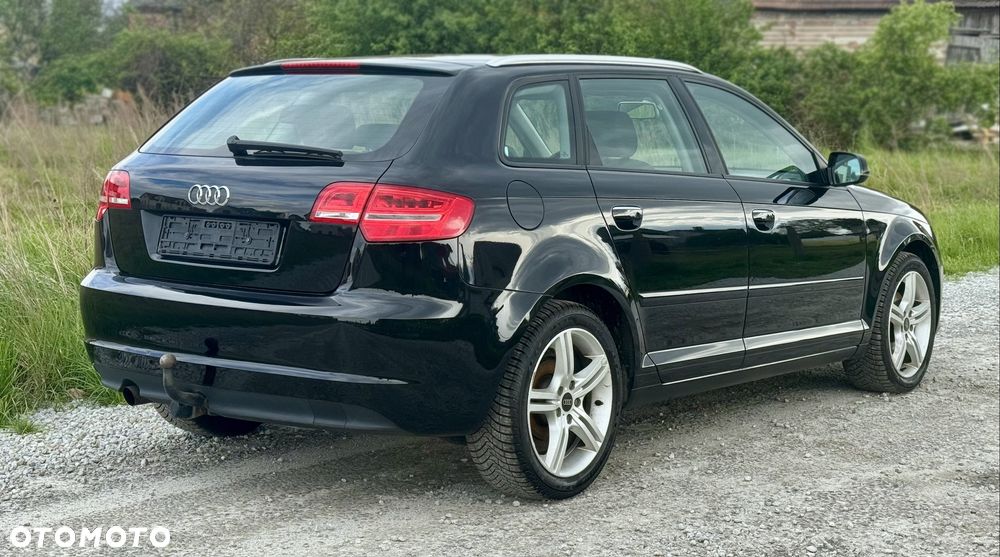 Audi A3 Sportback - 3