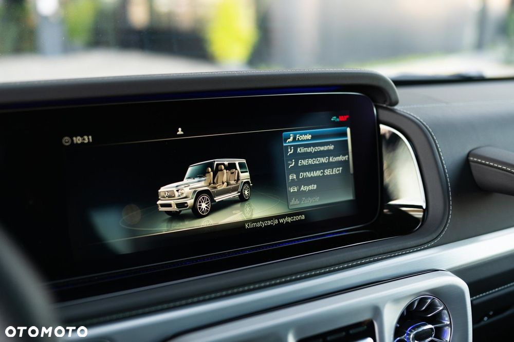 Mercedes-Benz Klasa G AMG 63 4x4 - 24