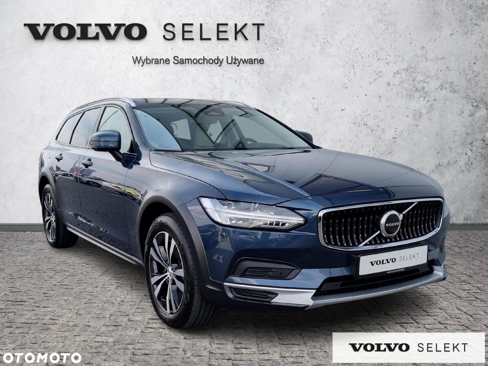 Volvo V90 Cross Country - 3