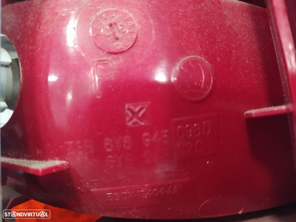 FAROLIM TRASEIRO DIREITO SKODA FABIA I 2006 - - 7