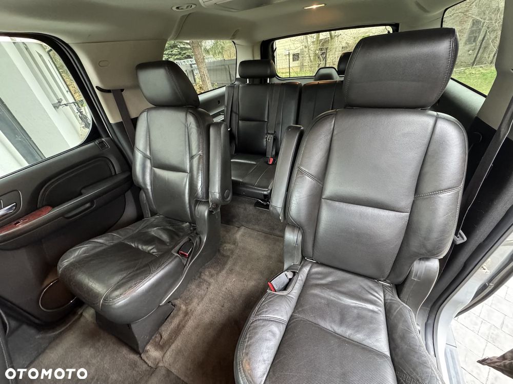 Cadillac Escalade - 14