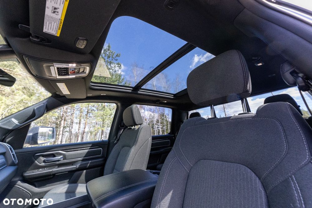 RAM 1500 5.7 Crew Cab Bighorn - 14