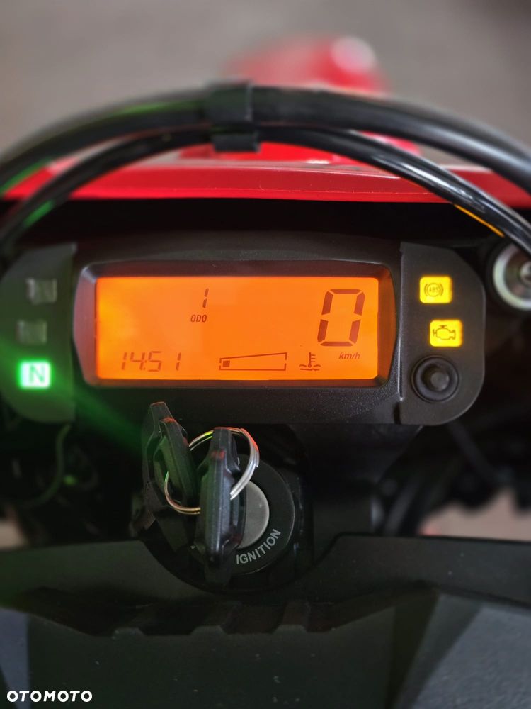 QJMOTOR COV 125X - 14