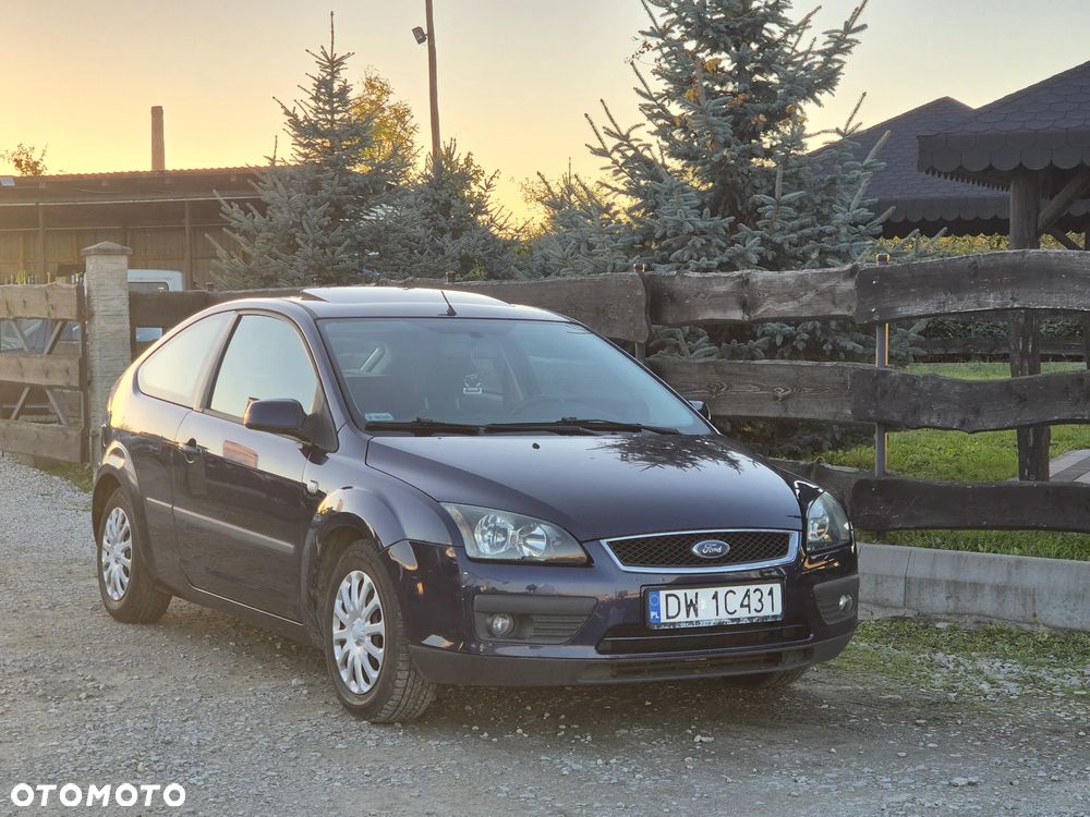 Ford Focus 1.8 Trend - 3