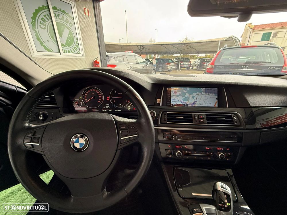 BMW 520 d Auto - 11