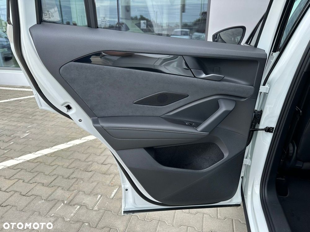 Volkswagen Tiguan - 14
