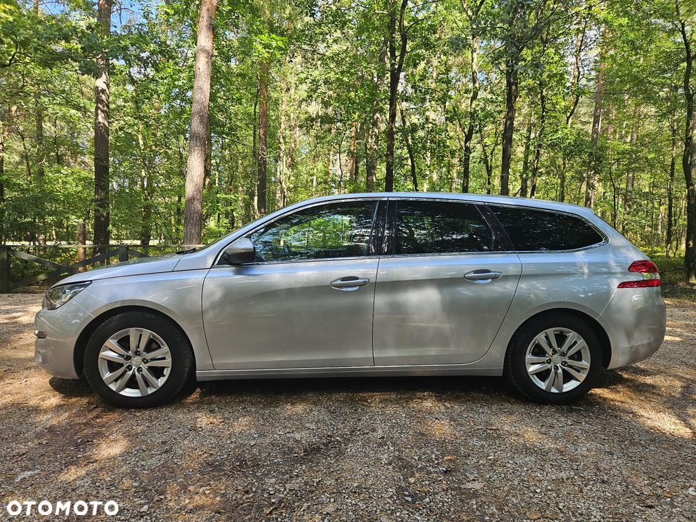 Peugeot 308 PureTech 130 GPF Stop & Start Active Business-Paket - 12