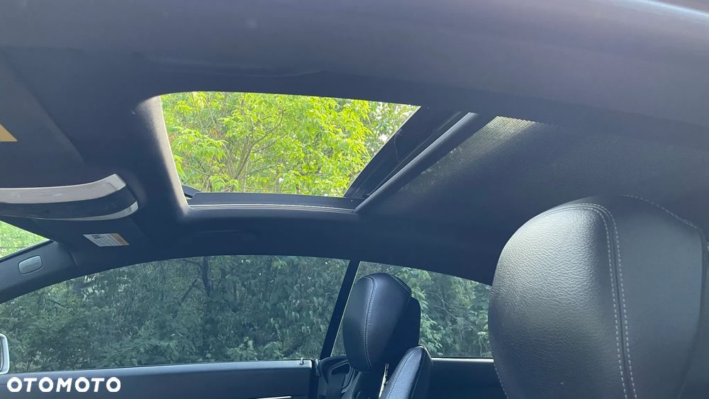 Mercedes-Benz Klasa E 350 Coupe BlueEFFICIENCY 7G-TRONIC Avantgarde - 25