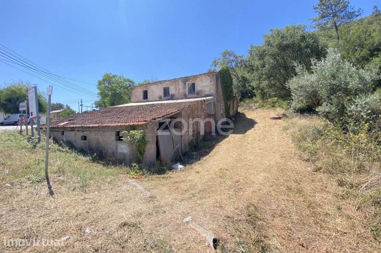 Casa rústica para restauro com terreno - Grande imagem: 5/11
