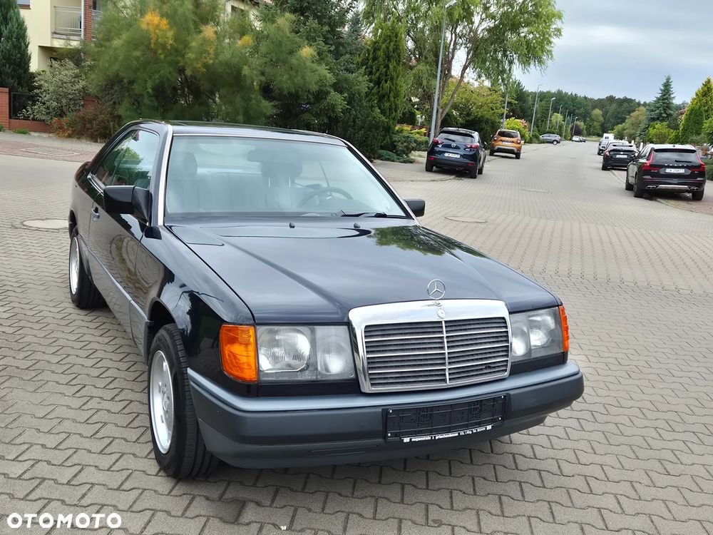 Mercedes-Benz W124 (1984-1993) - 26