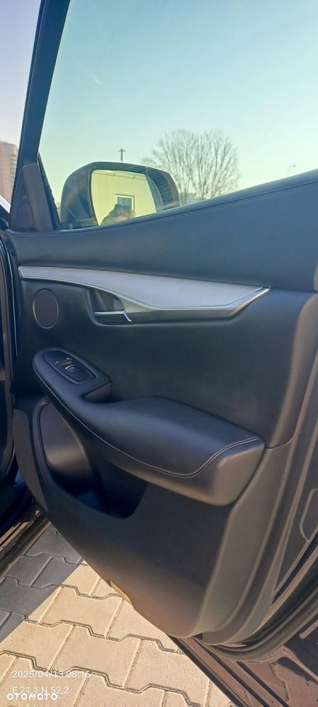 Infiniti QX50 - 12