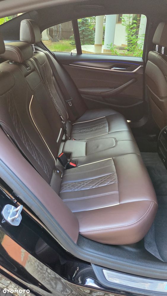 BMW Seria 5 520d xDrive MHEV M Sport sport - 12