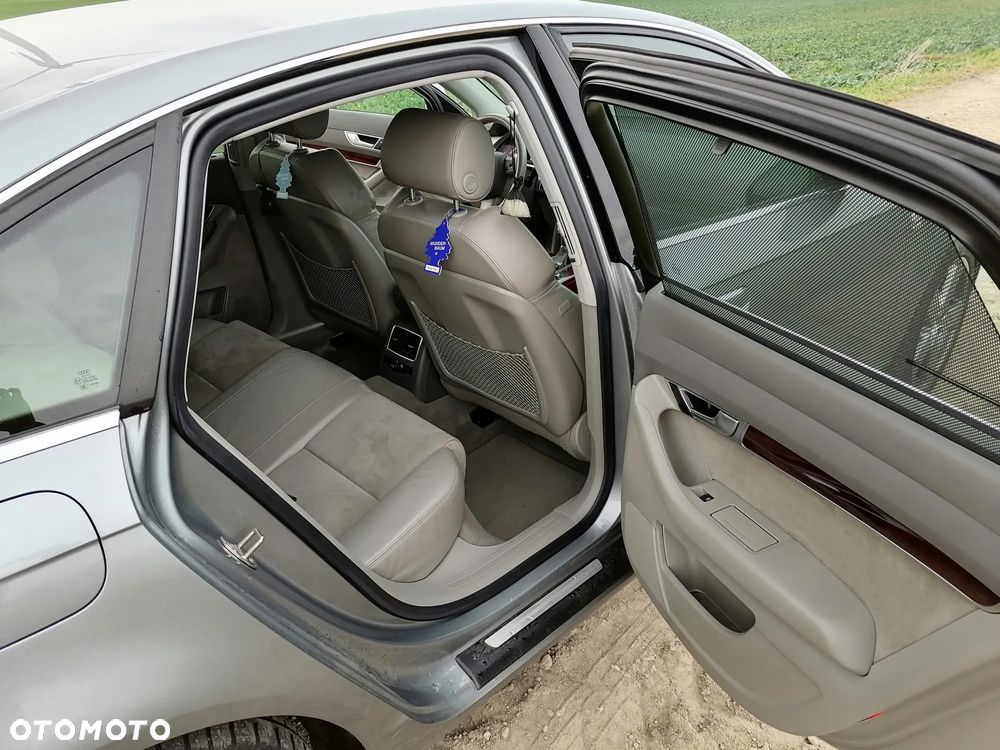 Audi A6 Limousine 3.0 TDI DPF quattro tiptronic - 12