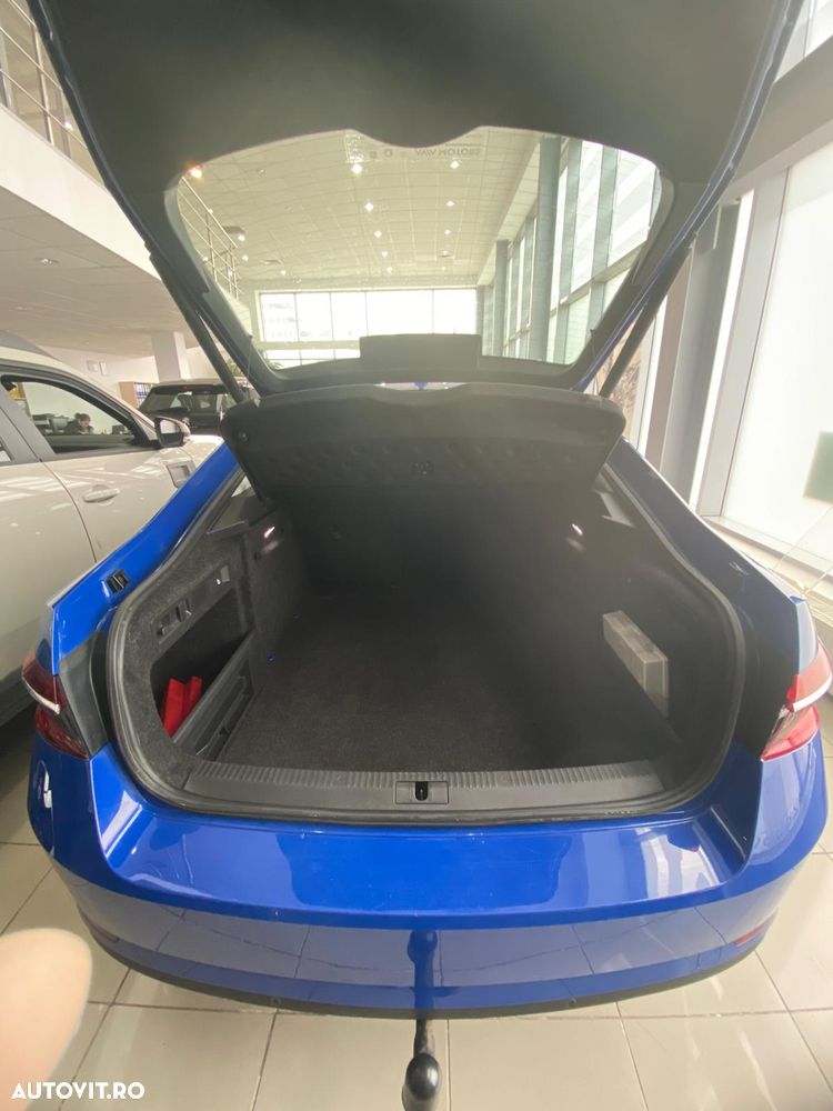 Skoda Superb 2.0 TDI DSG Ambition - 9