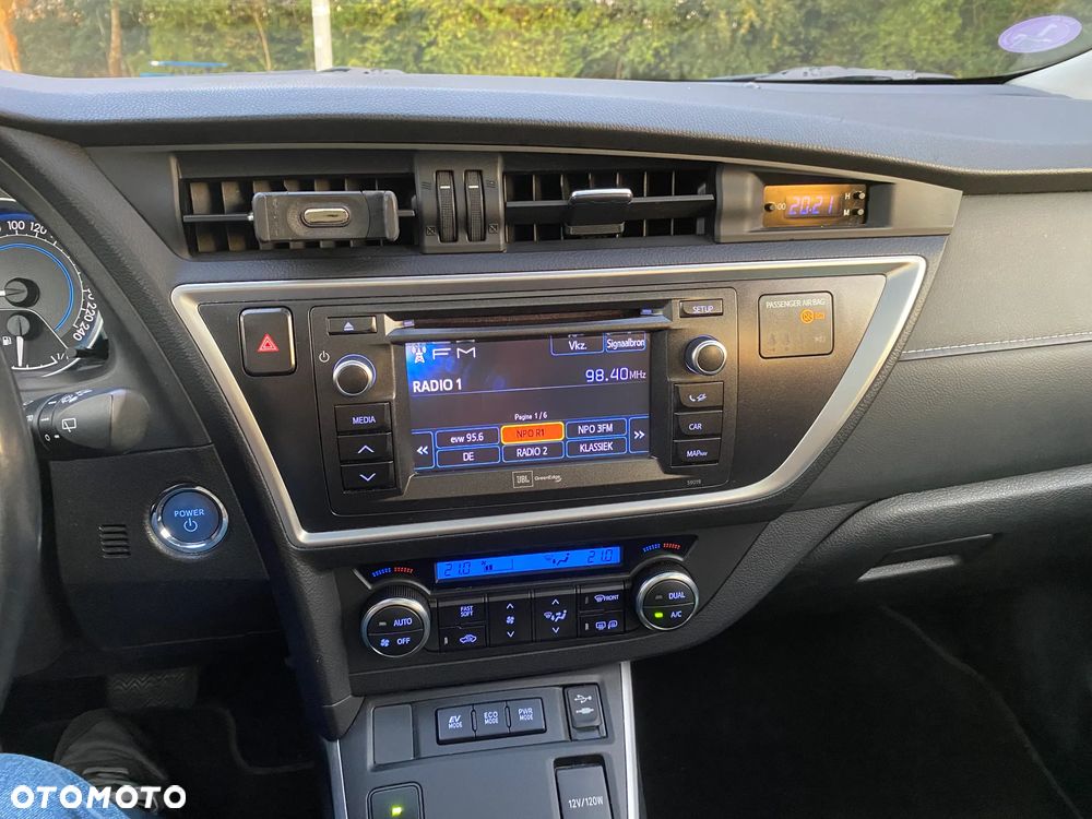 Toyota Auris - 12