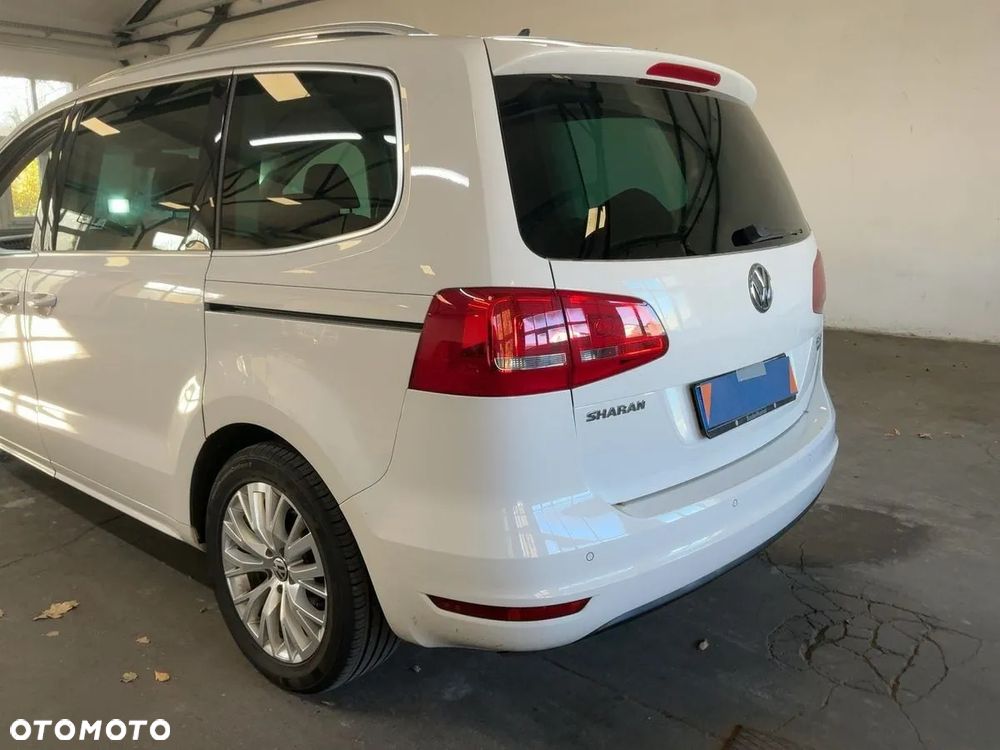 Volkswagen Sharan 2.0 TDI 4MOTION BlueMotion Technology Highline - 3