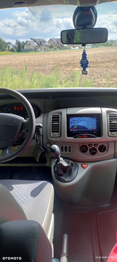 Renault Trafic - 8