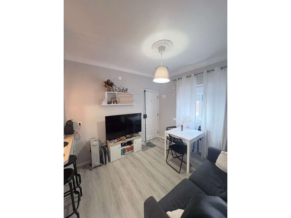 Apartamento T2 Pontinha - Grande imagem: 3/16