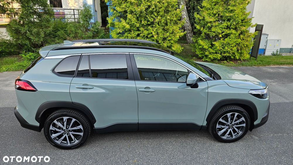 Toyota Corolla Cross 2.0 Hybrid Executive AWD - 24