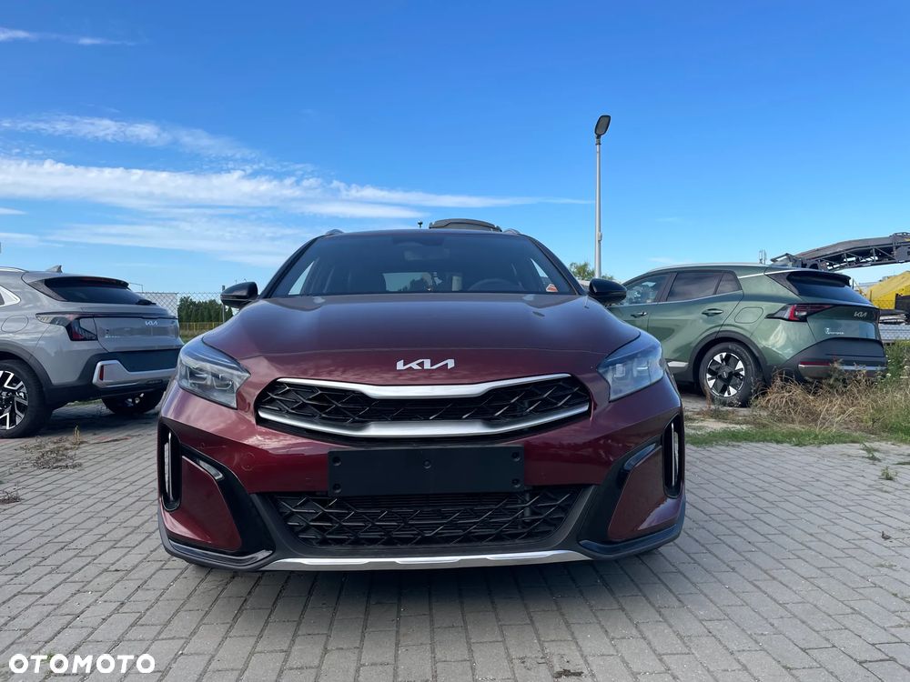Kia XCeed 1.6 T-GDI Tribute DCT - 4