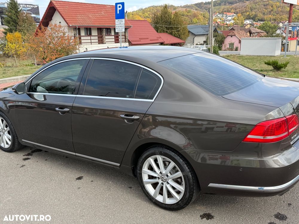 Volkswagen Passat - 15