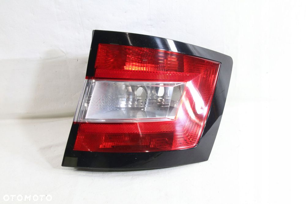 lampa tyl na blotnik europa oryginał skoda fabia iii 3 6v 9 kombi 2014-2021 - 1
