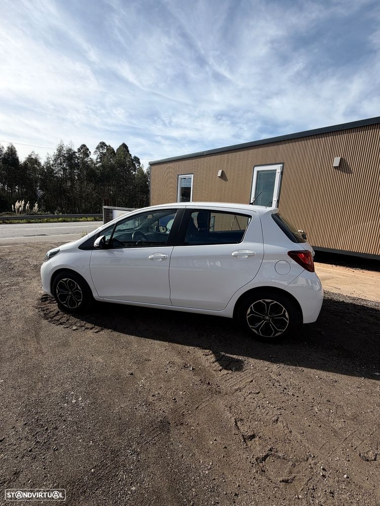 Toyota Yaris 1.4 D-4D Comfort+P.Style - 7
