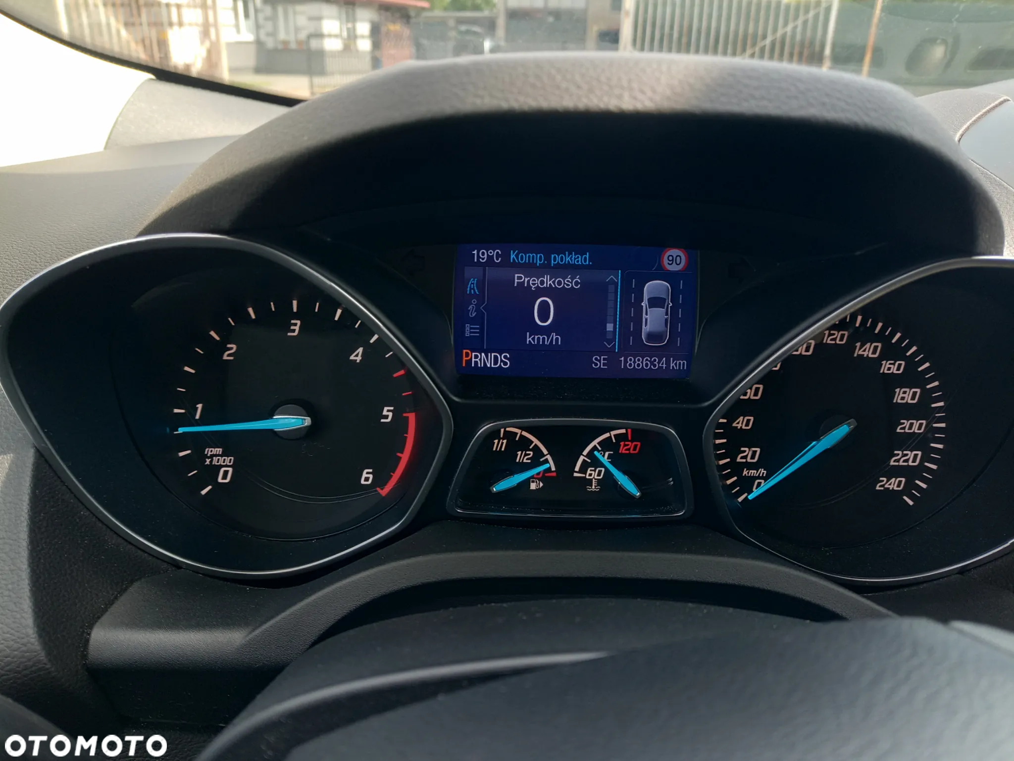 Ford Kuga 2.0 TDCi Individual MPS6 - 10