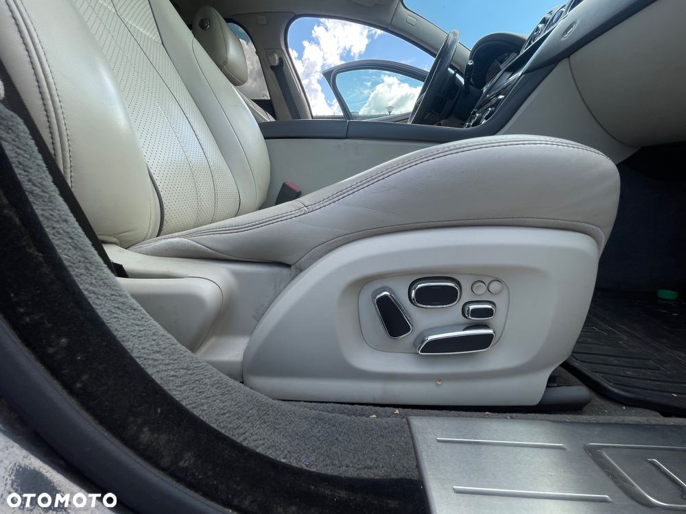 Jaguar XJ 3.0 D V6 Portfolio - 18