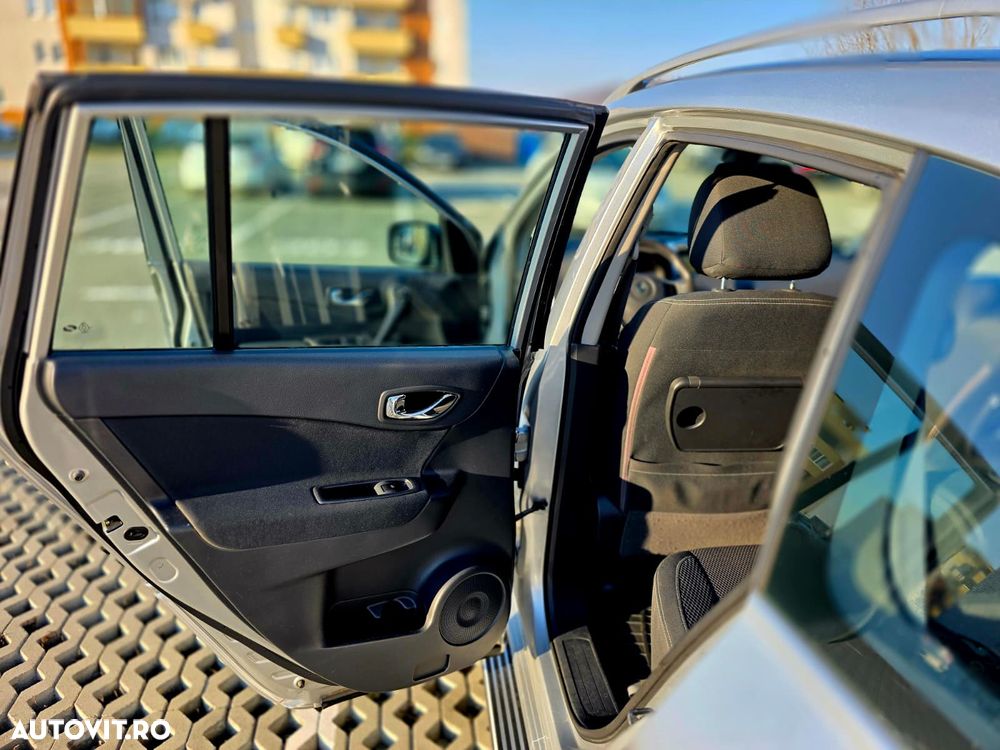 Renault Koleos 2.0 dCI FAP 4x4 Dynamique - 6