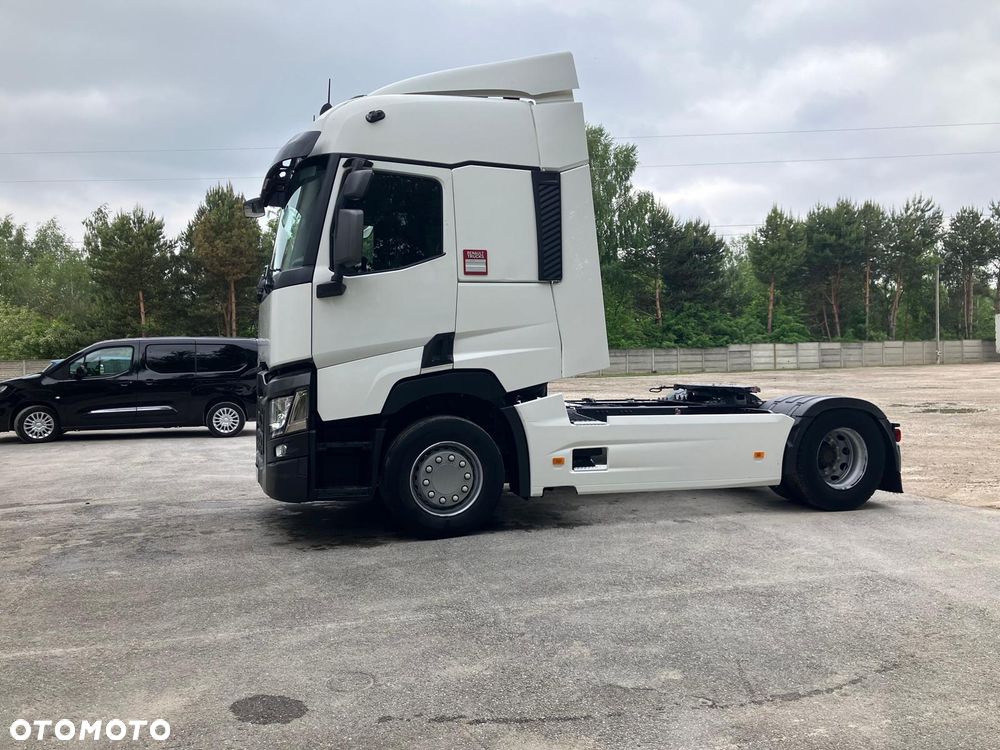 Renault T - 9