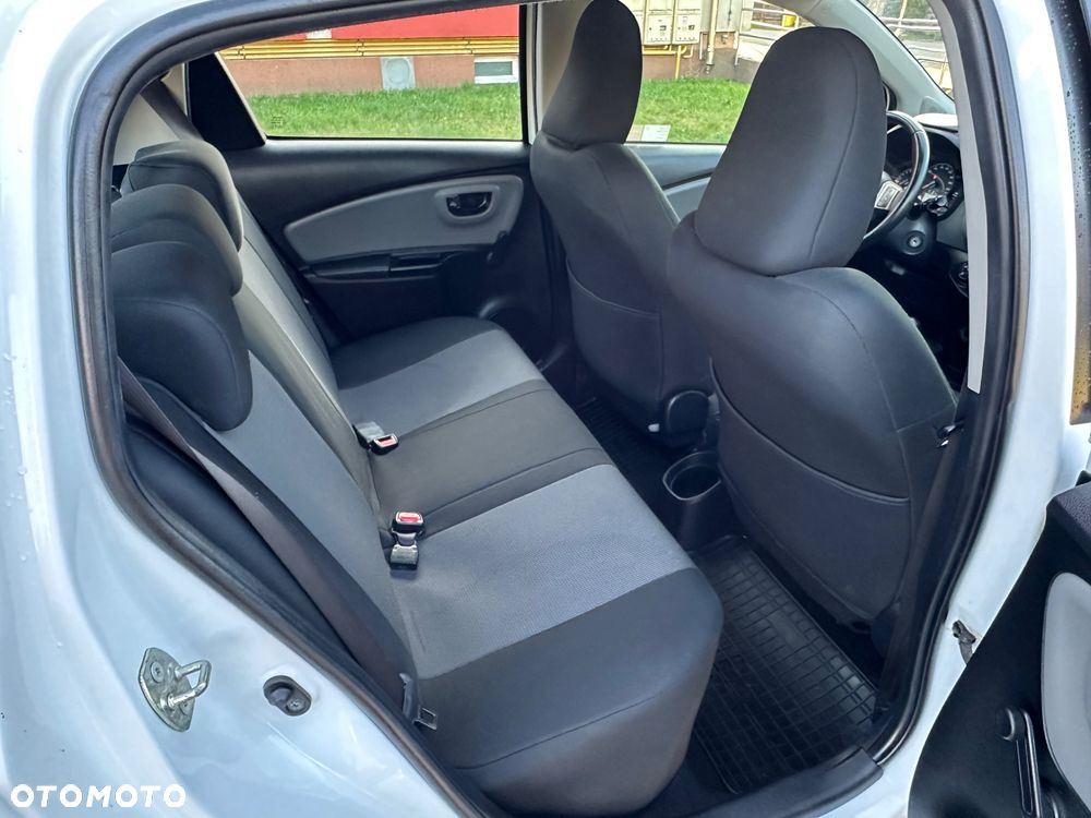 Toyota Yaris - 7