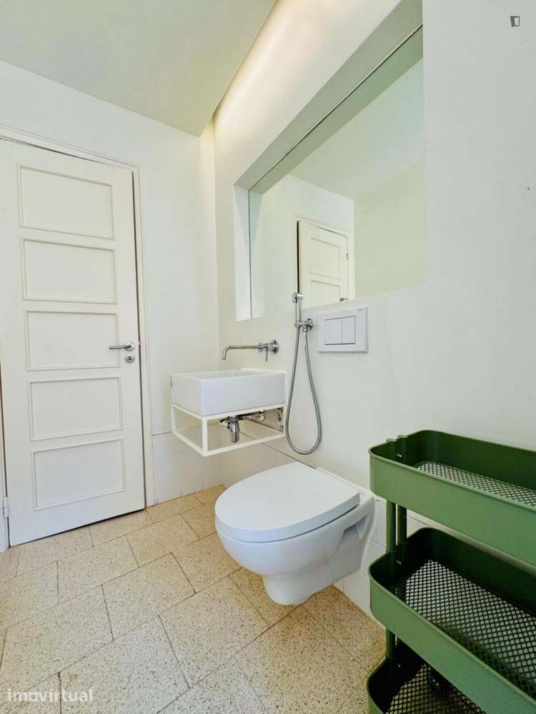 Quarto - localizado em Picoas Lisbon - Grande imagem: 2/13