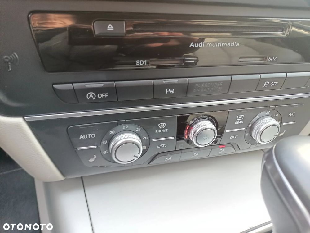 Audi A6 Avant 2.0 TDI Ultra S tronic - 23