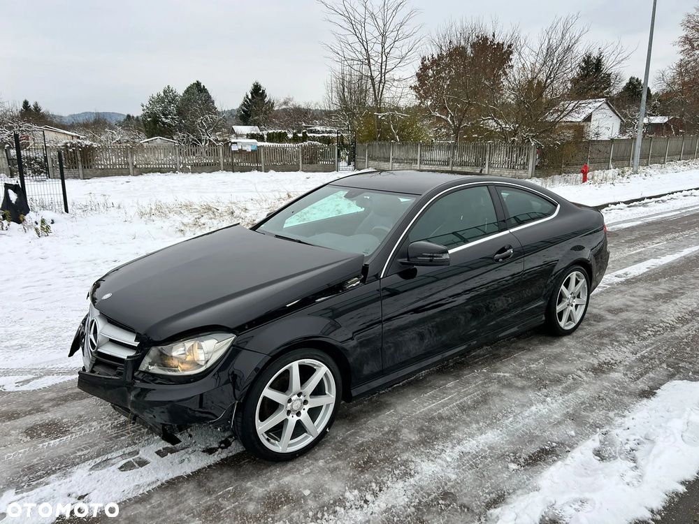 Mercedes-Benz Klasa C 180 Edition - 13