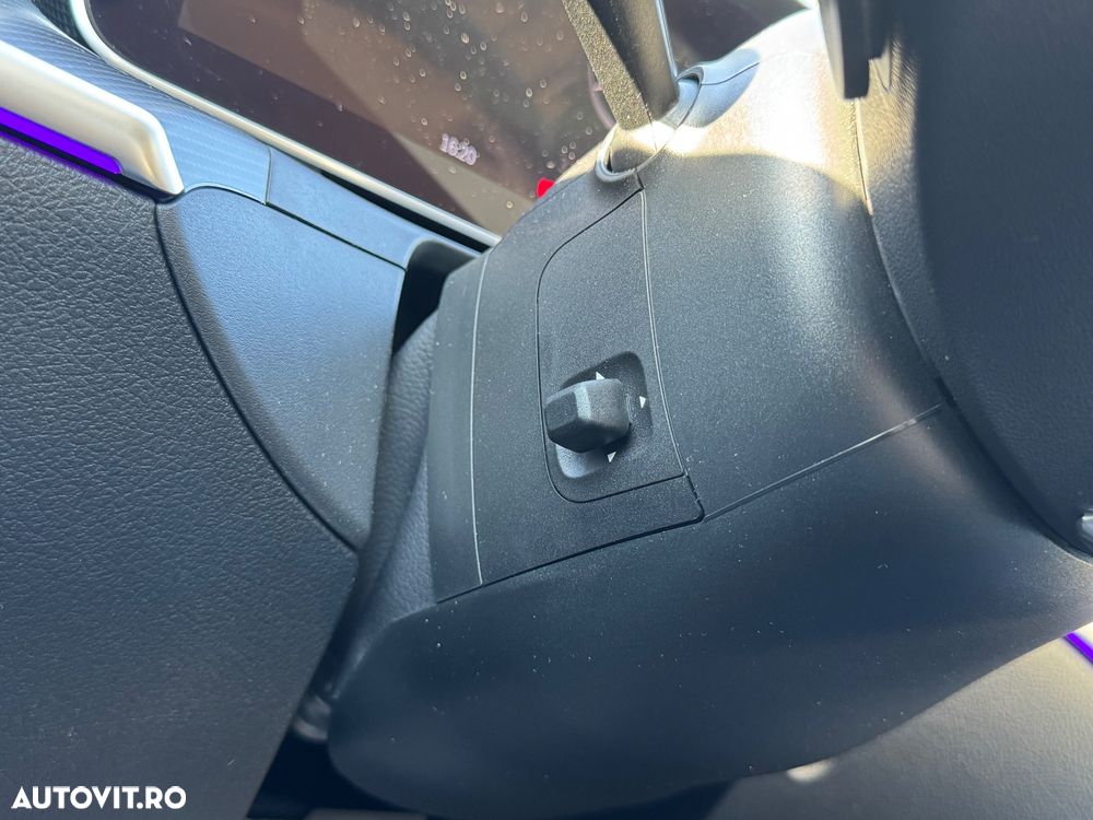 Mercedes-Benz C - 11