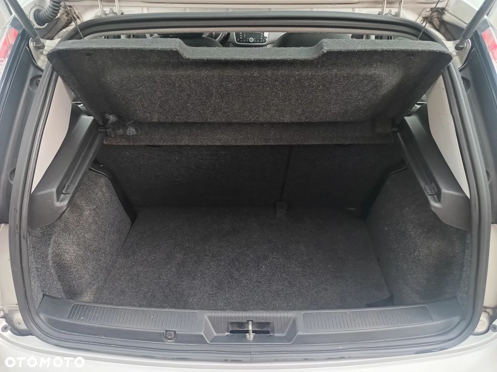 Fiat Punto Evo - 19