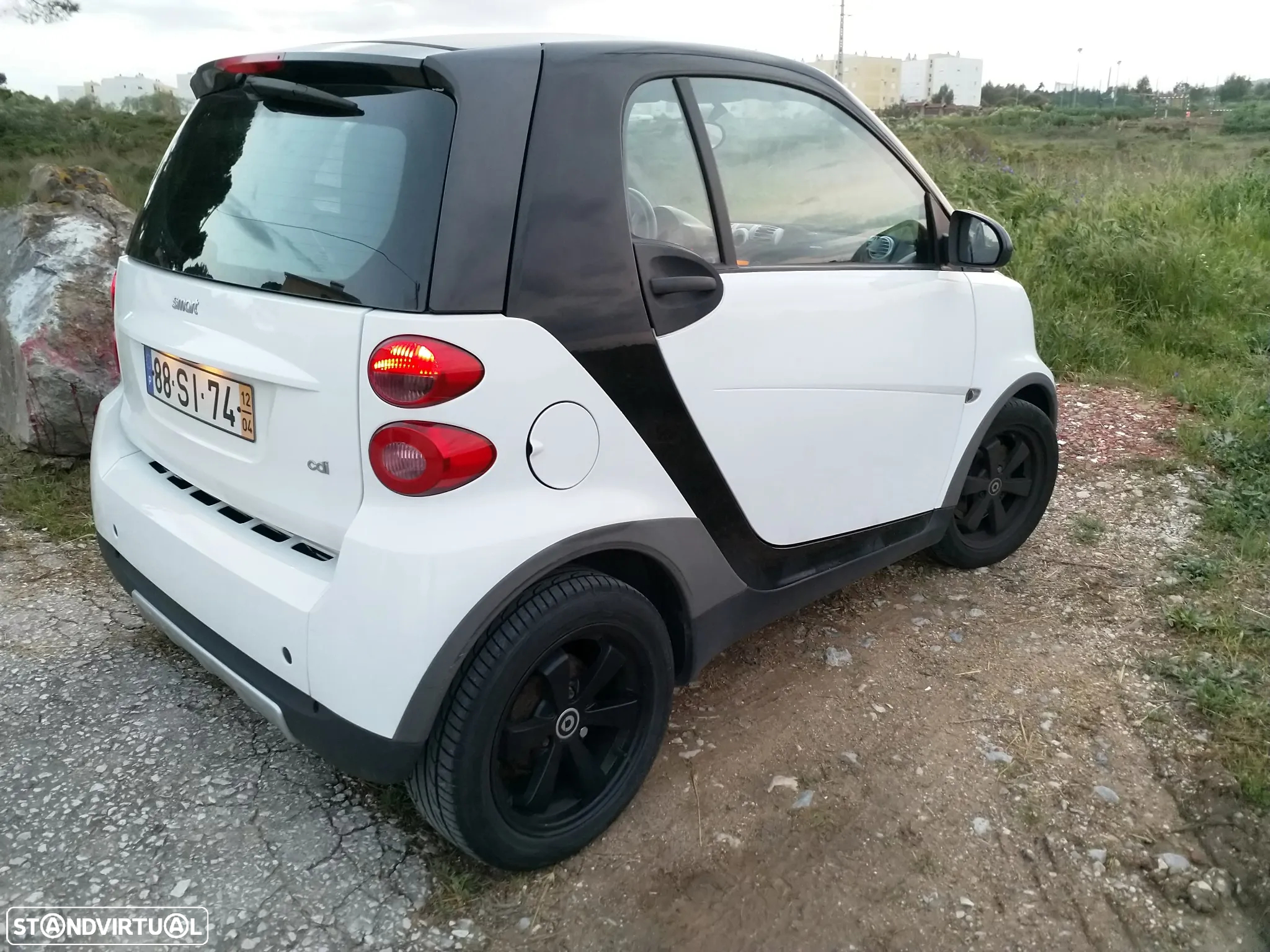 Smart ForTwo Coupé cdi softouch black&white limited dpf - 9