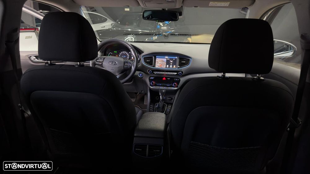 Hyundai Ioniq 1.6 GDI HEV Hybrid Tech - 39