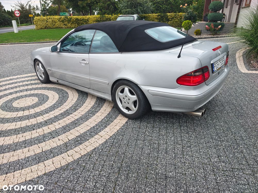 Mercedes-Benz CLK 320 - 8
