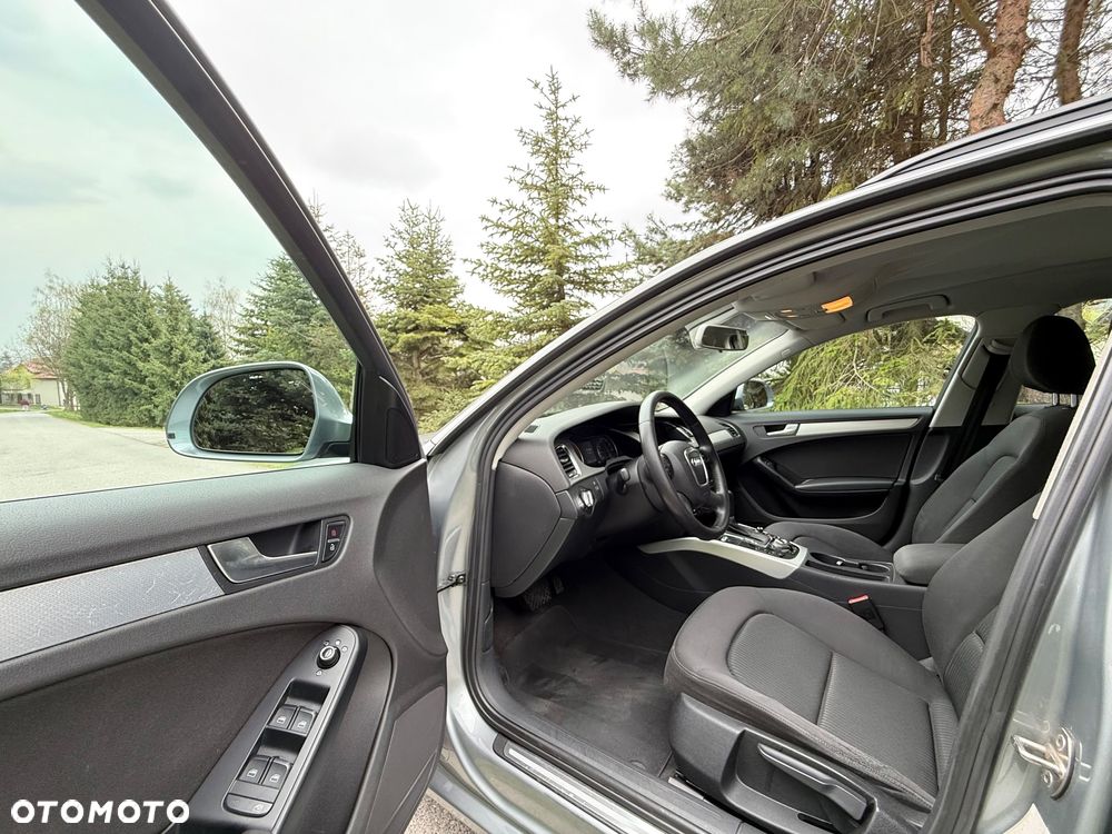 Audi A4 Avant 2.0 TDI DPF multitronic Ambiente - 12