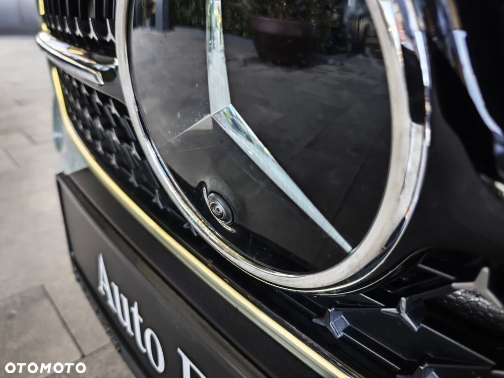 Mercedes-Benz CLA - 32