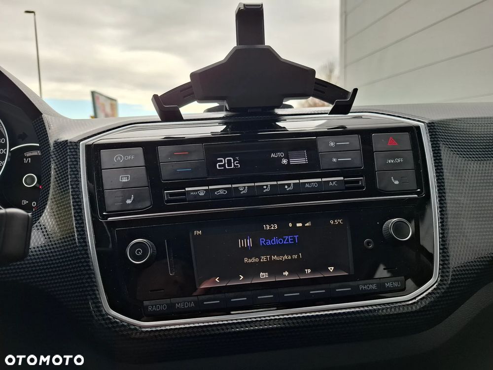 Volkswagen up! - 14