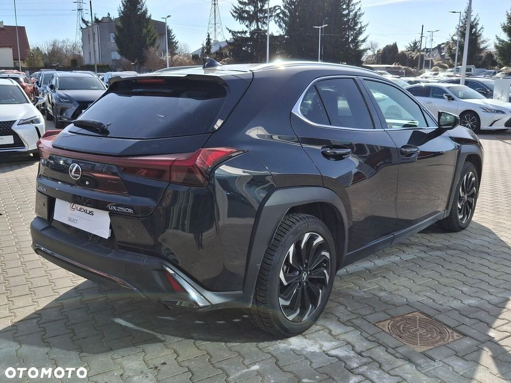 Lexus UX 250h GPF F Sport Design 2WD - 33