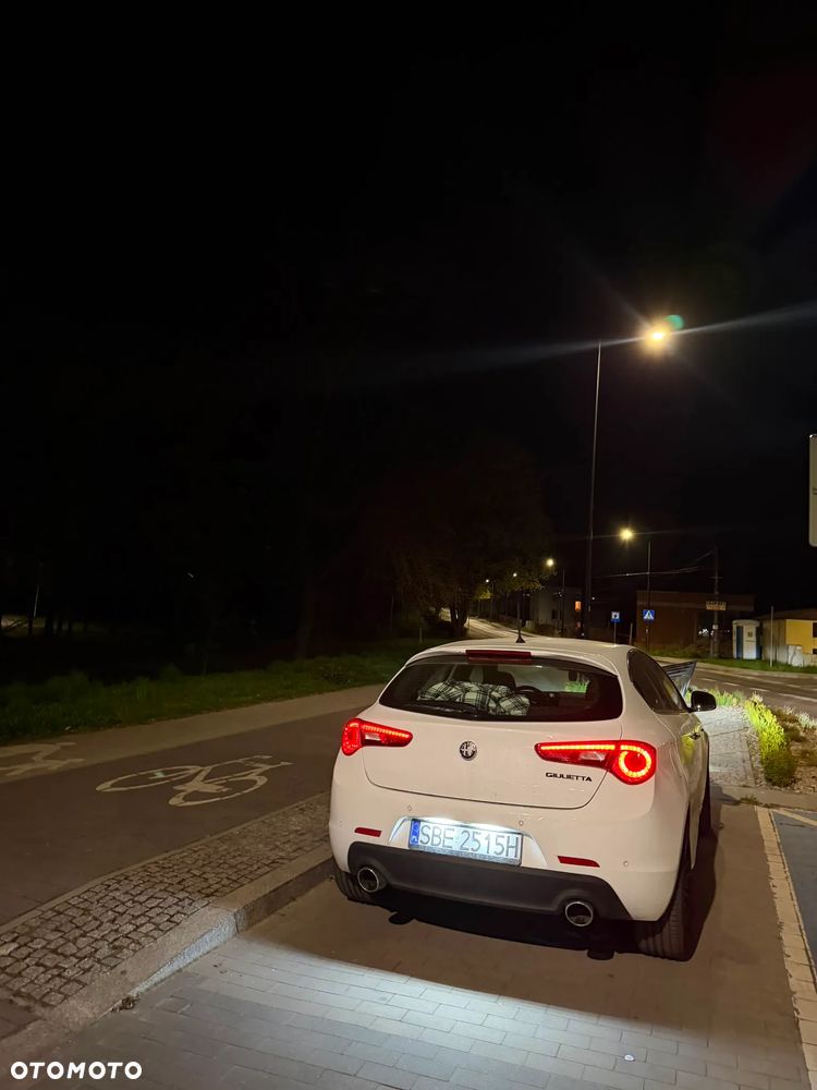 Alfa Romeo Giulietta 1.6 JTDM - 4
